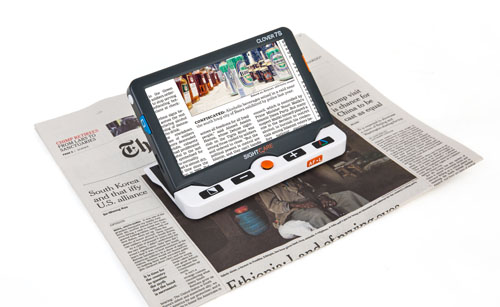 Clover7S handheld video magnifier