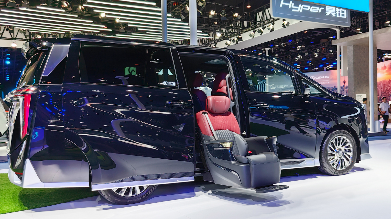 SLIFT Pro V2 全新一代福祉座椅